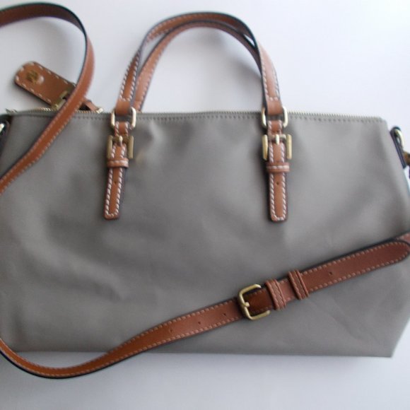 NWOT Tommy Hilfiger Satchel Bag - Picture 3 of 12